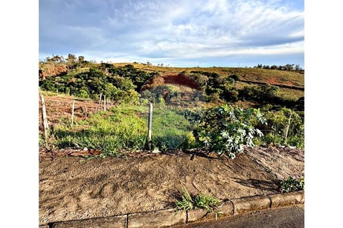 Venda-Terreno-Parque Bandeirantes , Conselheiro Lafaiete , Minas Gerais , 36405207-860421030-50