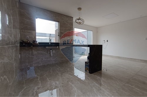 Venda-Casa-Monte Verde , Conselheiro Lafaiete , Minas Gerais , 36404250-860421022-160