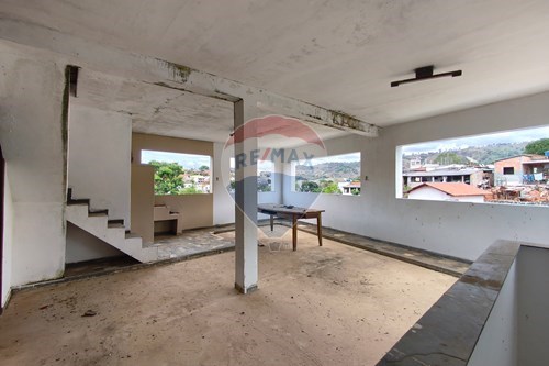 Venda-Casa-RUA BATISTA RAMOS , 180  - escola de samba fala quem quer  - Centro , Ribeirão Vermelho , Minas Gerais , 37264-000-860471037-11