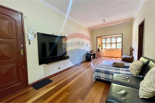 Venda-Casa-Rua Elvira Belei , 321  - Jardim de Alá , Juiz de Fora , Minas Gerais , 36030560-860271008-55