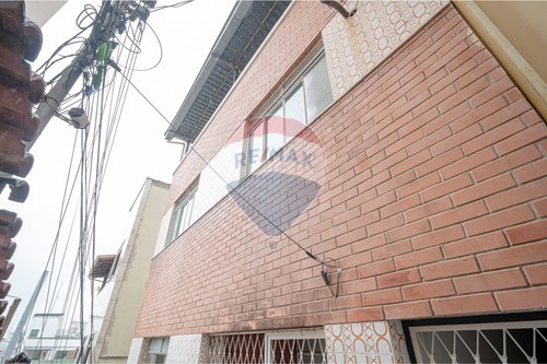 Venda-Casa-Travessa Aimee Brant Horta , 7  - Colégio João XXIII  - Jardim Glória , Juiz de Fora , Minas Gerais , 36015190-860211023-103