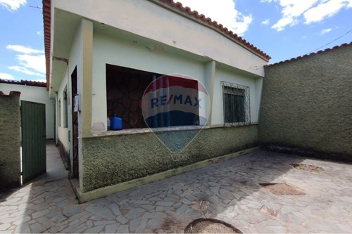 Venda-Casa-Vila São Francisco , Lavras , Minas Gerais , 37200461-860471044-9