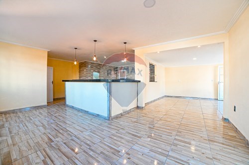 Venda-Casa-Santa Luzia , Juiz de Fora , Minas Gerais , 36030040-860361050-53