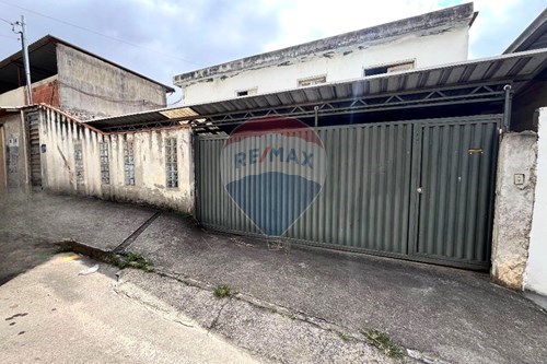 Venda-Casa-Rua Professor Vilas Bouçada , 68  - Santos Dumont , Juiz de Fora , Minas Gerais , 36038000-860321042-162