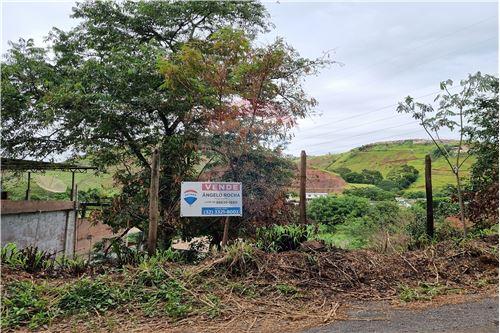 Venda-Terreno-Rua Eudóxia Infante Vieira , 790  - próximo a BR-040  - Barreira do Triunfo , Juiz de Fora , Minas Gerais , 36092-390-860231001-167