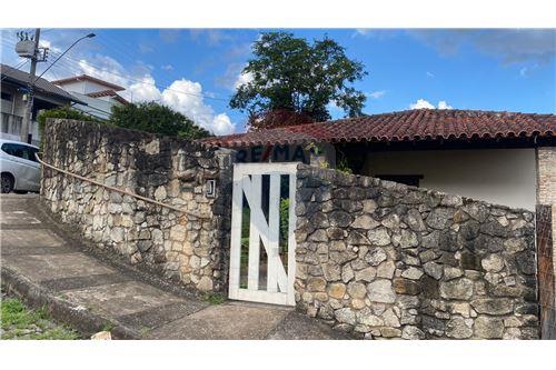 For Sale-House-Quinta das Flores , Conselheiro Lafaiete , Minas Gerais , 36401150-860421005-260