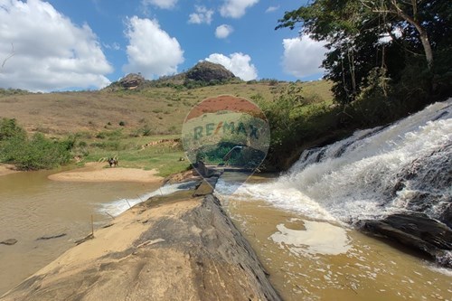 Venda-Chácara / Sítio / Fazenda-Centro , Cantagalo , Rio de Janeiro , 28500000-860291041-3