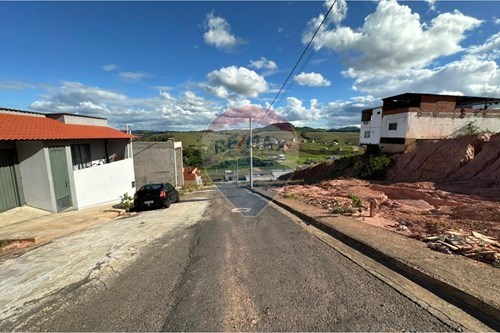 Venda-Terreno-Rua Nadir Silva Machado , Sn  - Próximo ao Administrativo do Bairro.  - Porto , Muriaé , Minas Gerais , 36889521-860371007-109