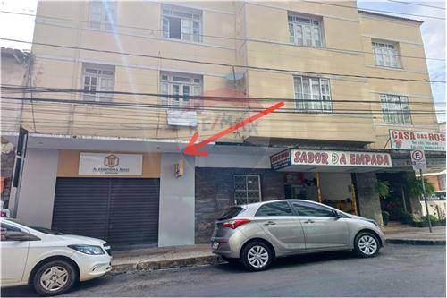 For Sale-Commercial/Retail-Avenida Bias Fortes, , 132  - Centro , Barbacena , Minas Gerais , 36200-068-860391008-30