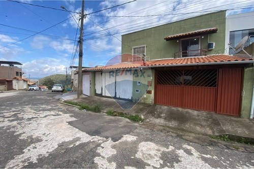 Venda-Casa-Rua Belozzi , 330  - Parque Independência III , Juiz de Fora , Minas Gerais , 36048474-860241081-23