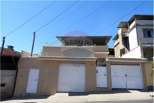 Venda-Casa-Rua Elmaia Cunha , 505  - Colocar no MAPS n° 125  - Santa Luzia , Juiz de Fora , Minas Gerais , 36030-660-860211024-174