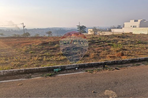 Venda-Terreno-Dom Bosco , Conselheiro Lafaiete , Minas Gerais , 36404485-860421004-1295