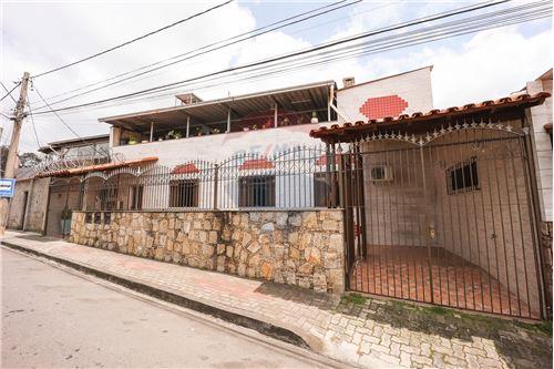 For Sale-House-Rua Gabriel Coimbra , 180  - Ipiranga , Juiz de Fora , Minas Gerais , 36031-460-860381023-29