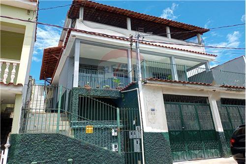 For Sale-Two Level House-Rua José Varanda, , 670  - Centro , Bicas , Minas Gerais , 36600-000-860431035-16