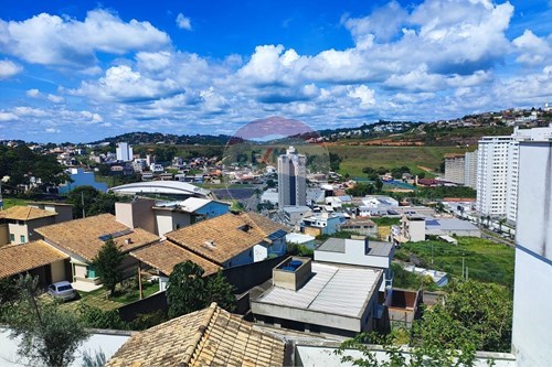 Venda-Casa-Aeroporto , Juiz de Fora , Minas Gerais , 36083-315-860291015-37