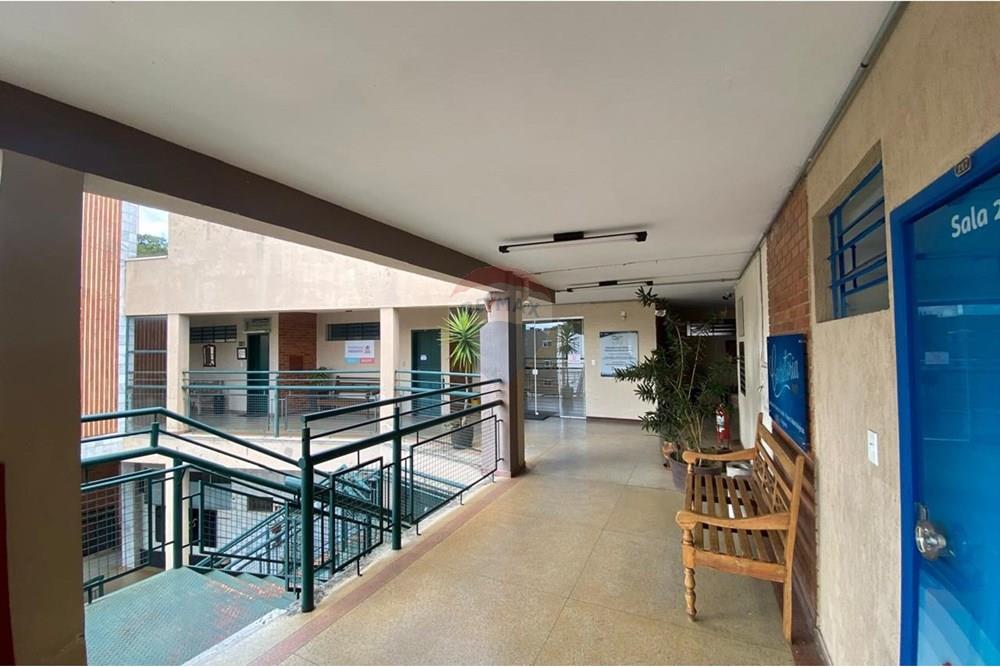 Ponto Comercial/ Loja - Alugar - Juiz de Fora , Minas Gerais - IMG-20251209-WA0037.jpg - Corredor - 860431071-12