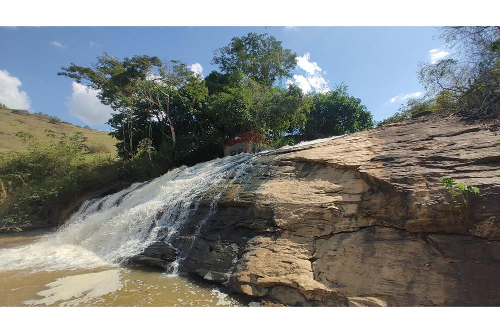 Chácara / Sítio / Fazenda - Venda - Cantagalo , Rio de Janeiro - 47f0148f-36cb-4fec-a460-e18bdc4b6039.JPG - 860291041-3