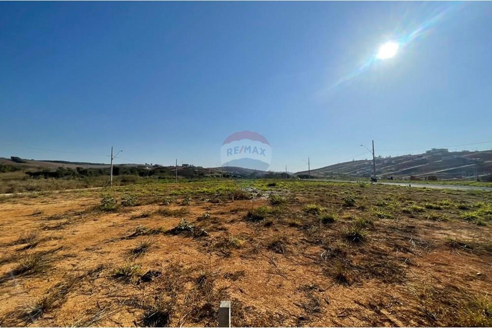 Terreno - Venda - Muriaé , Minas Gerais - WhatsApp Image 2024-08-21 at 15.27.26.jpeg - Quintal - 860371007-107