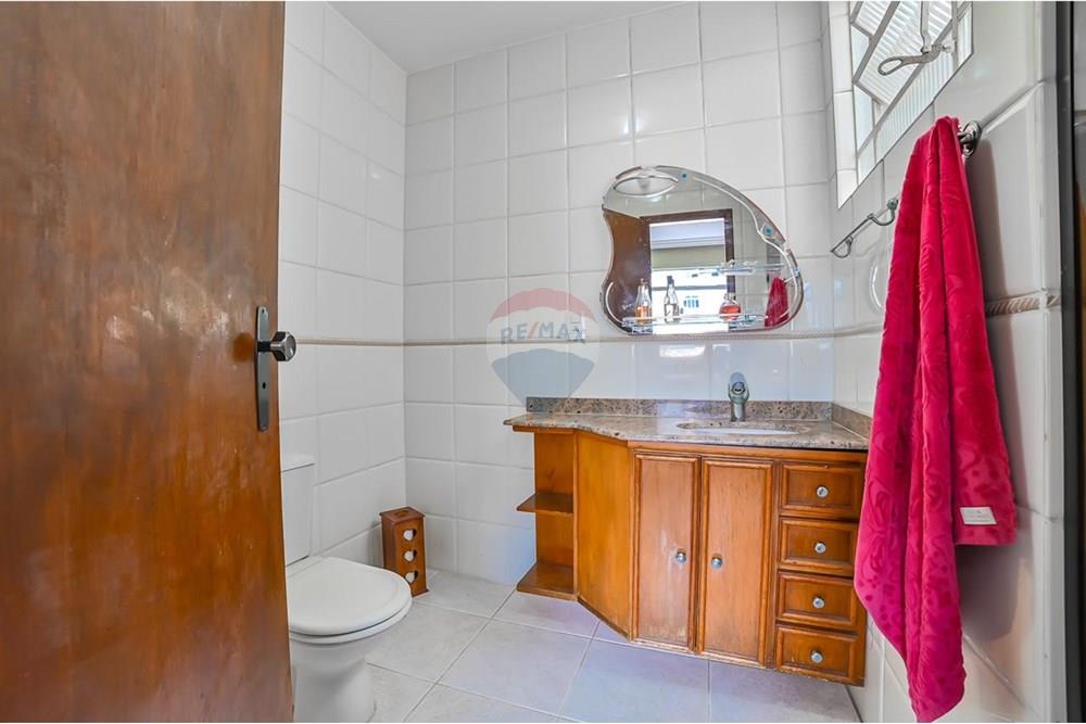 Casa - Venda - Juiz de Fora , Minas Gerais - WhatsApp Image 2025-01-23 at 14.04.06 (4).jpeg - Banheiro - 860361018-148