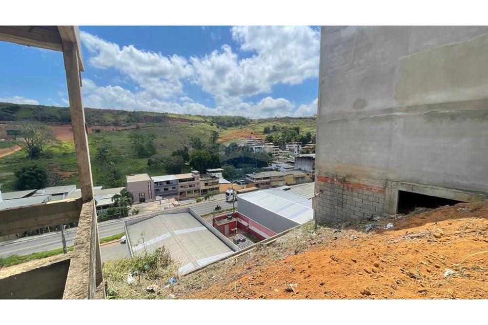 Terreno - Venda - Muriaé , Minas Gerais - Imagem do WhatsApp de 2025-10-02 à(s) 10.38.06_3b769b7f.jpg - Quintal - 860371029-8