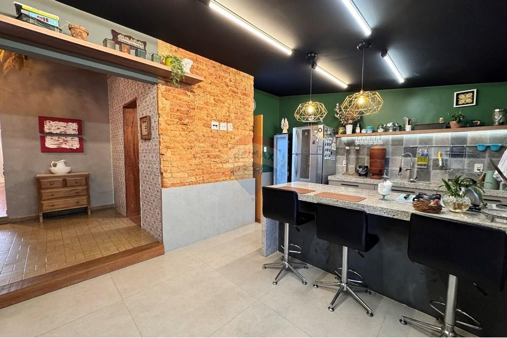 บ้านที่กั้นเป็นสองส่วน - Business - Juiz de Fora , Minas Gerais - BR - IMG_3134.JPEG - 860301001-635