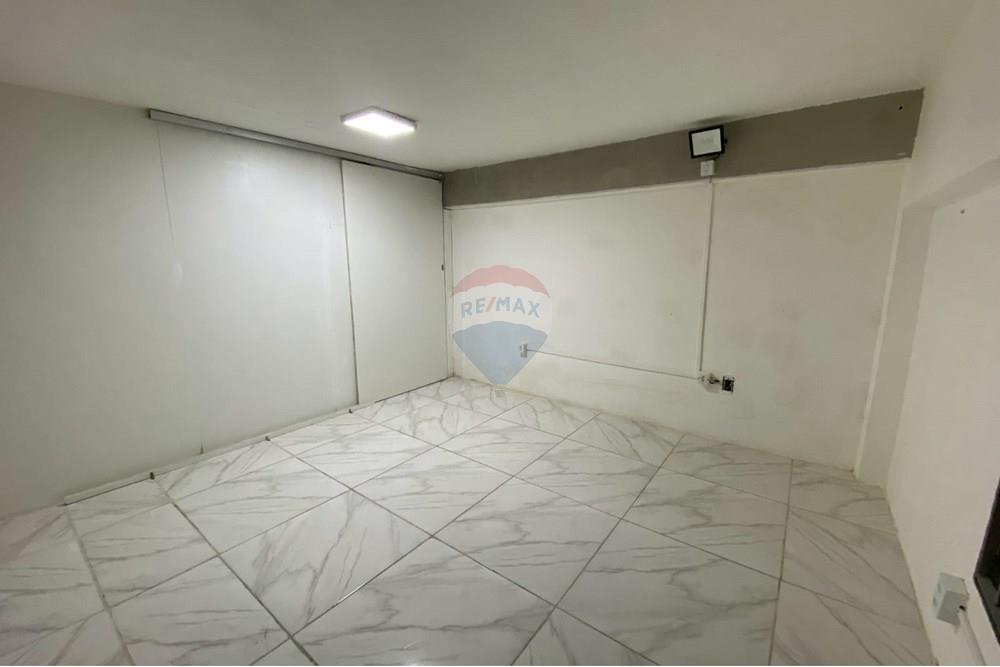 Ponto Comercial/ Loja - Venda - Juiz de Fora , Minas Gerais - WhatsApp Image 2025-02-07 at 10.50.07 (1).jpeg - Sala de estar - 860431023-283