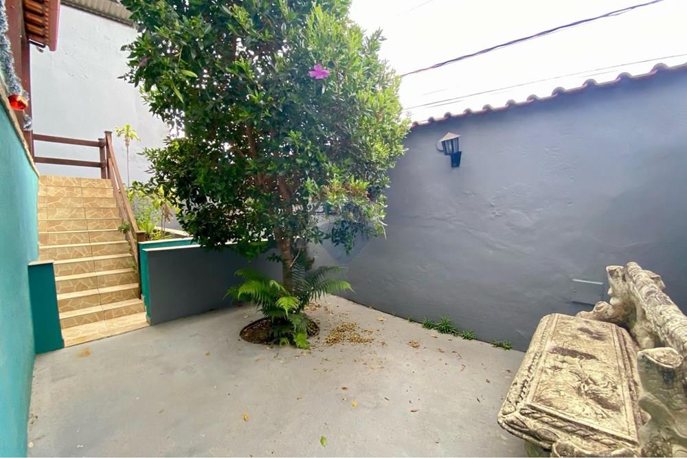 Casa - Venda - Juiz de Fora , Minas Gerais - 492394f0-6c16-4b03-842a-835f54b31f55.jpeg - Quintal - 860321042-167