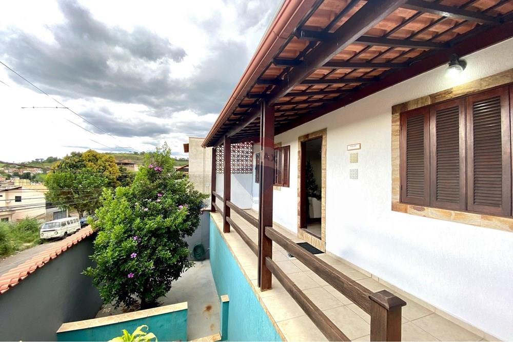 Casa - Venda - Juiz de Fora , Minas Gerais - eca63102-7689-474b-8a82-1dae9b88aff0.jpeg - Varanda - 860321042-167