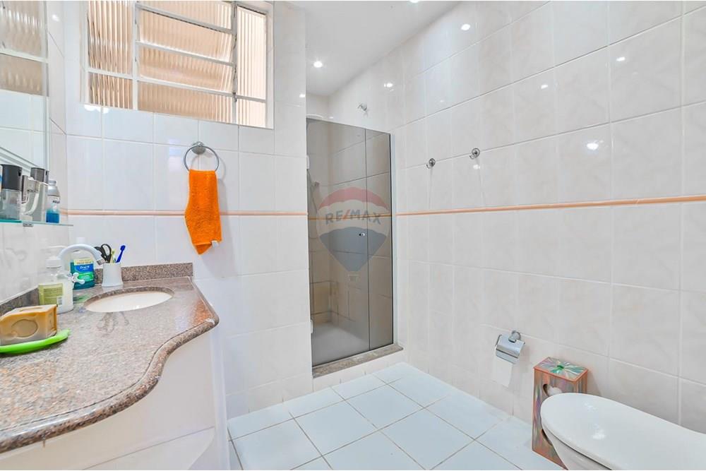 Casa - Venda - Juiz de Fora , Minas Gerais - WhatsApp Image 2025-01-23 at 14.04.00 (11).jpeg - Banheiro - 860361018-148