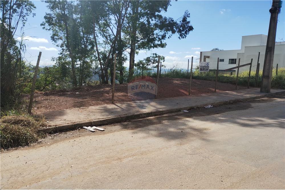 Terreno - Venda - Barbacena , Minas Gerais - 11 - 860391002-86