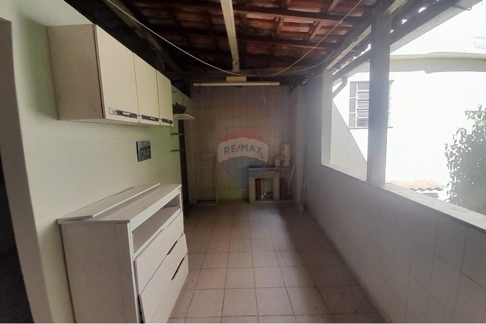 Casa - Venda - Juiz de Fora , Minas Gerais - WhatsApp Image 2026-01-06 at 23.07.54(2).jpeg - Área de serviço - 860381043-105