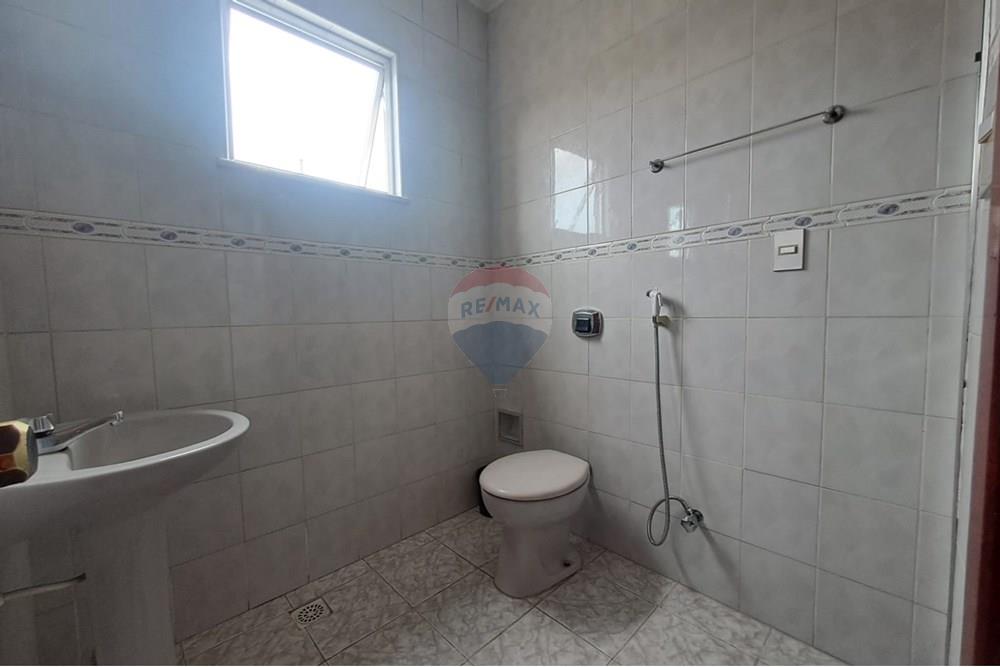 Casa - Venda - Juiz de Fora , Minas Gerais - WhatsApp Image 2025-10-15 at 13.29.59 (1).jpeg - Banheiro - 860241100-40