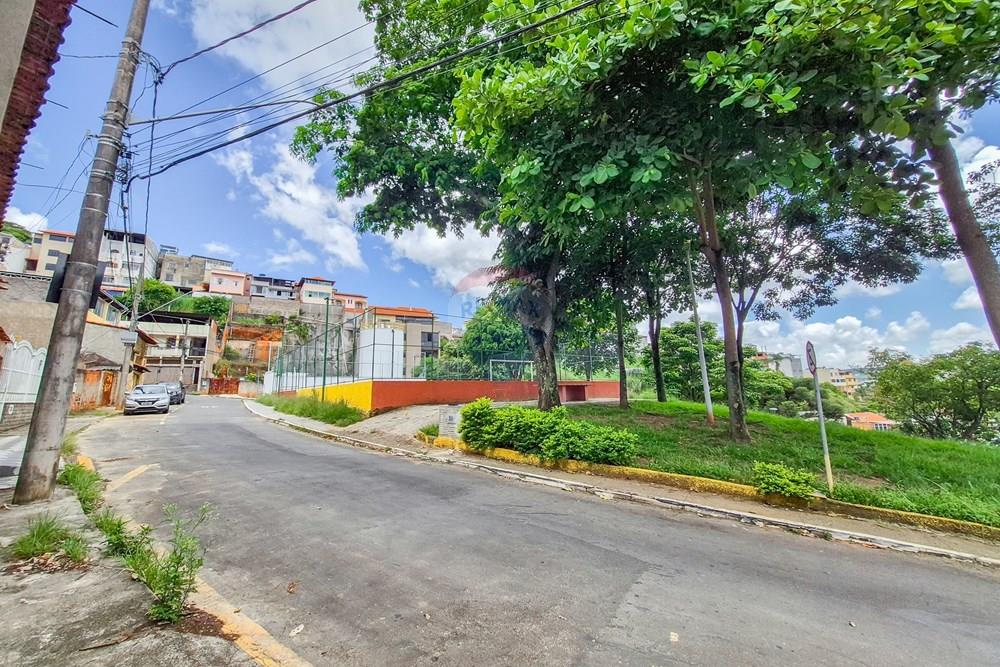 Casa Comercial - Alugar - Juiz de Fora , Minas Gerais - 20260110_102532 (1).jpg - 860301048-7