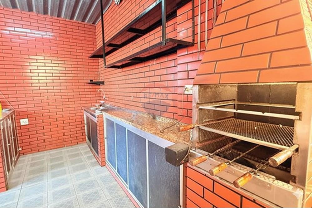 Casa - Venda - Juiz de Fora , Minas Gerais - Gemini_Generated_Image_r8gyb1r8gyb1r8gy.jpg - Área Gourmet - 860211077-199