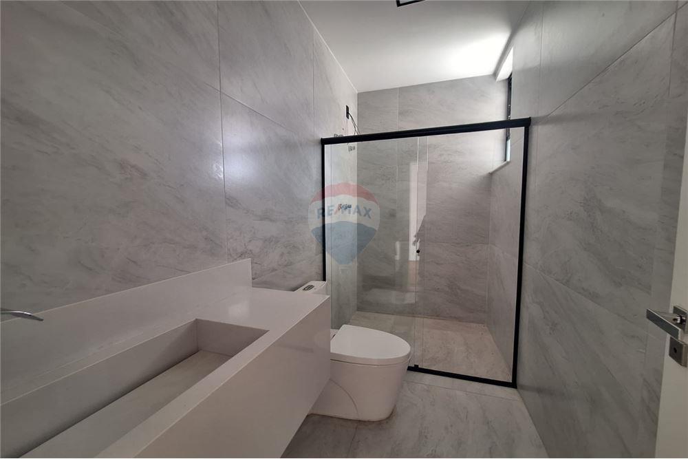 באזור מגורים - בית פרטי - Juiz de Fora , Minas Gerais - BR - 36 - 860301013-354