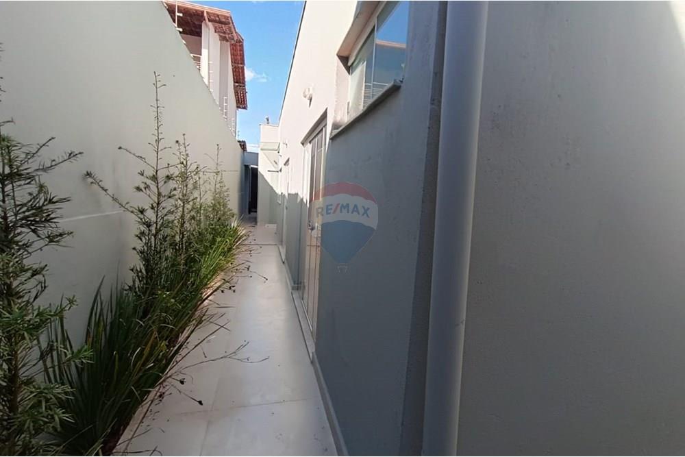 Casa - Venda - Conselheiro Lafaiete , Minas Gerais - 8bc72da1-5494-403e-8b53-2056545e41bc.jpg - 860421022-174