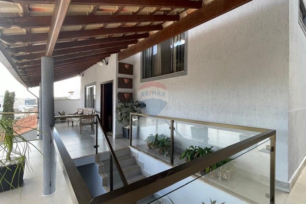 Casa - Venda - Juiz de Fora , Minas Gerais - WhatsApp Image 2026-01-13 at 10.23.23 (5).jpeg - 860381054-12