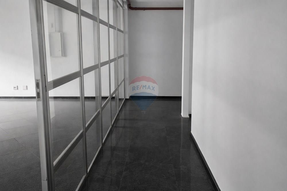 Loja - Alugar - Juiz de Fora , Minas Gerais - corredor_vidro_final.jpg - Sala - 860431075-49