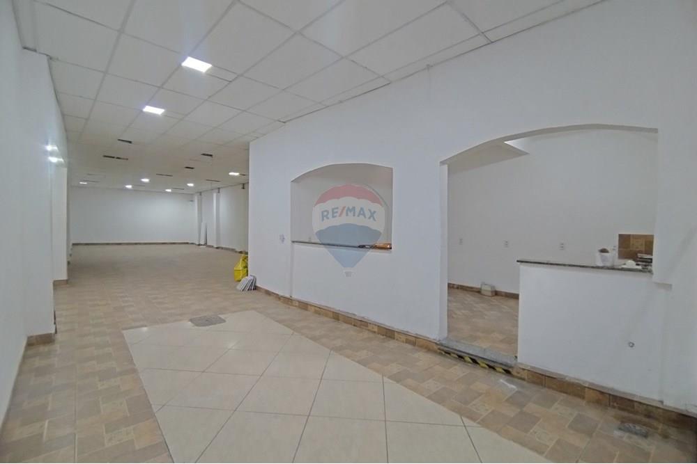 Ponto Comercial/ Loja - Alugar - Juiz de Fora , Minas Gerais - 577920536_25099618239648350_7582469043752900929_n.jpg - Sala em L - 860301045-335