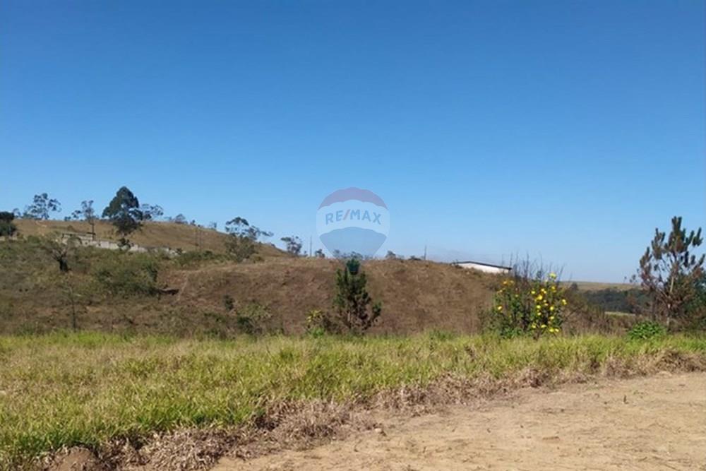 Жилищен - Поземлен имот - Barbacena , Minas Gerais - BR - WhatsApp Image 2025-07-23 at 09.58.13(3).jpeg - 860391003-39