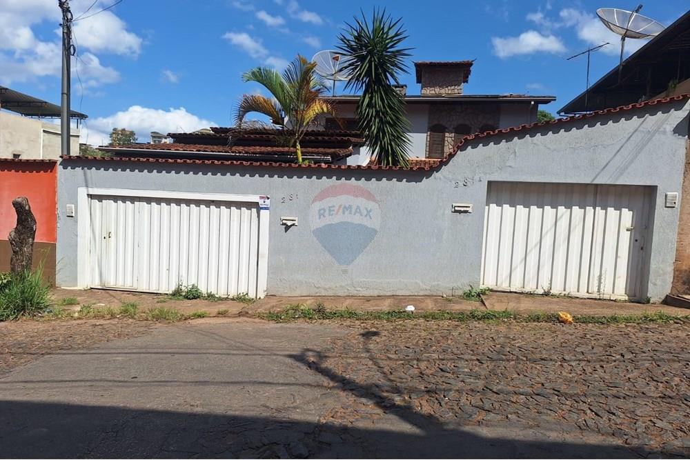 Casa - Alugar - Conselheiro Lafaiete , Minas Gerais - fachada 2.jpg - 860421004-1267