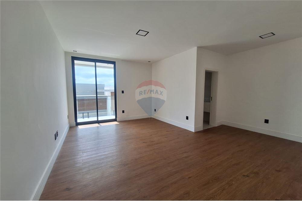 באזור מגורים - בית פרטי - Juiz de Fora , Minas Gerais - BR - 47 - 860301013-354