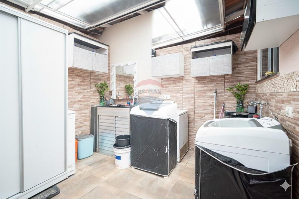 Casa de Condomínio - Venda - Juiz de Fora , Minas Gerais - Gemini_Generated_Image_ixlvobixlvobixlv.jpg - 860281144-11