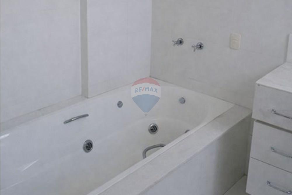 Apartamento - Alugar - Juiz de Fora , Minas Gerais - WhatsApp Image 2026-02-09 at 17.17.58 (1).jpeg - Banheiro - 860431060-89