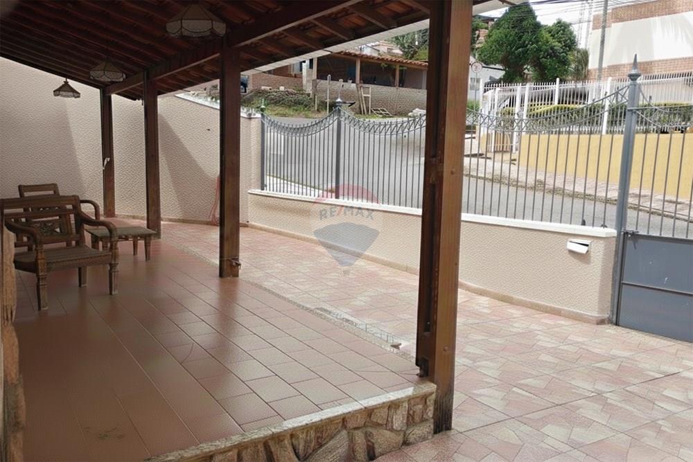 Casa - Venda - Juiz de Fora , Minas Gerais - MARILÉIA_17.jpg - Varanda - 860321026-34