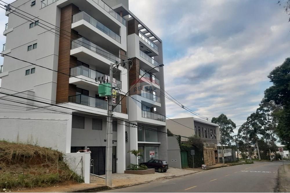 באזור מגורים - דירה - Juiz de Fora , Minas Gerais - BR - WhatsApp Image 2025-06-07 at 22.44.29(1).jpeg - אכסדרה - 860381043-77