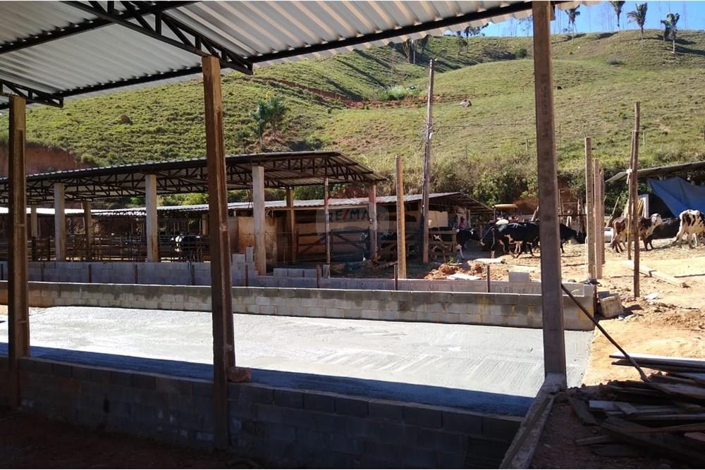 Chácara / Sítio / Fazenda - Venda - Juiz de Fora , Minas Gerais - a09e5a03-b747-465e-a181-d5a3e6b07588.JPG - 860291033-68