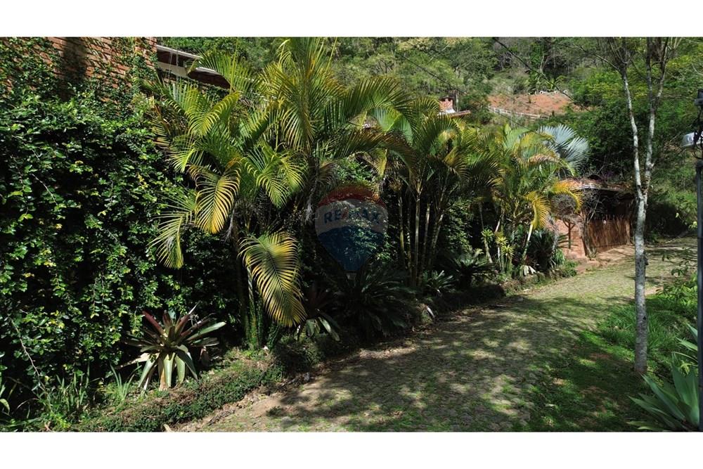 Casa - Venda - Juiz de Fora , Minas Gerais - a1283a41-6511-4b4d-9257-deabe001ba1e.JPG - 860291041-21