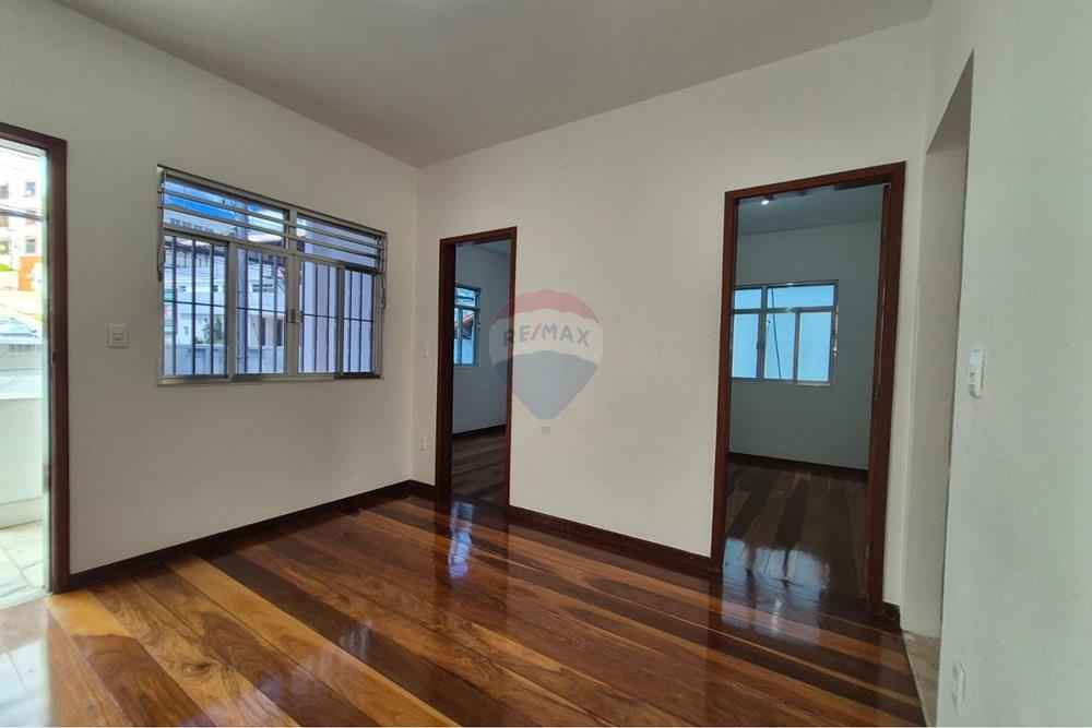 Casa Comercial - Alugar - Juiz de Fora , Minas Gerais - 4  SALA VARANDA QUARTOS.jpg - 860241143-131