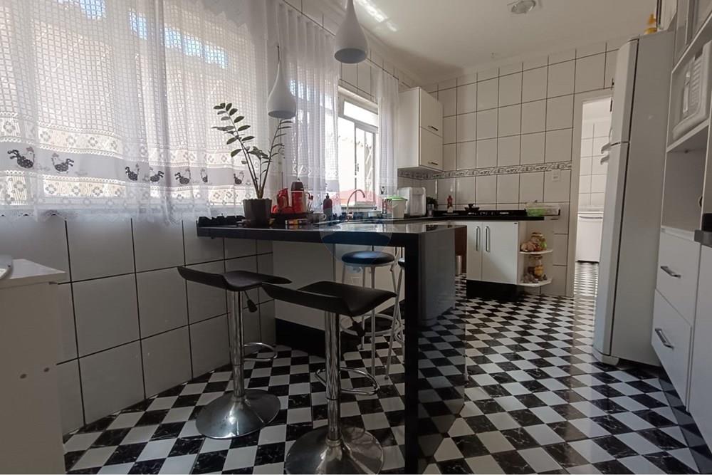 Casa - Venda - Conselheiro Lafaiete , Minas Gerais - 084d327a-b1c1-485d-801b-3060b7f8211f.jpg - 860421022-181